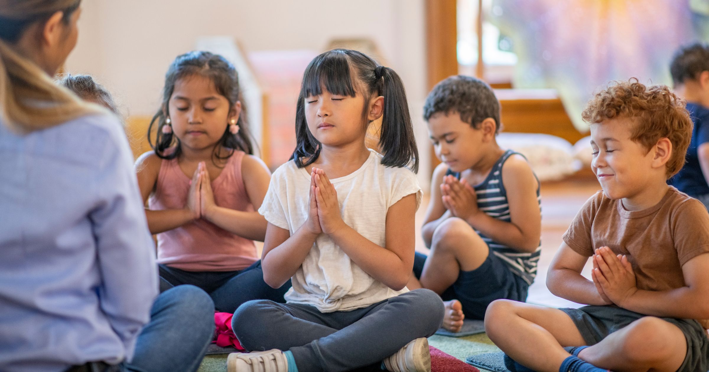 La música como aliada para el yoga infantil